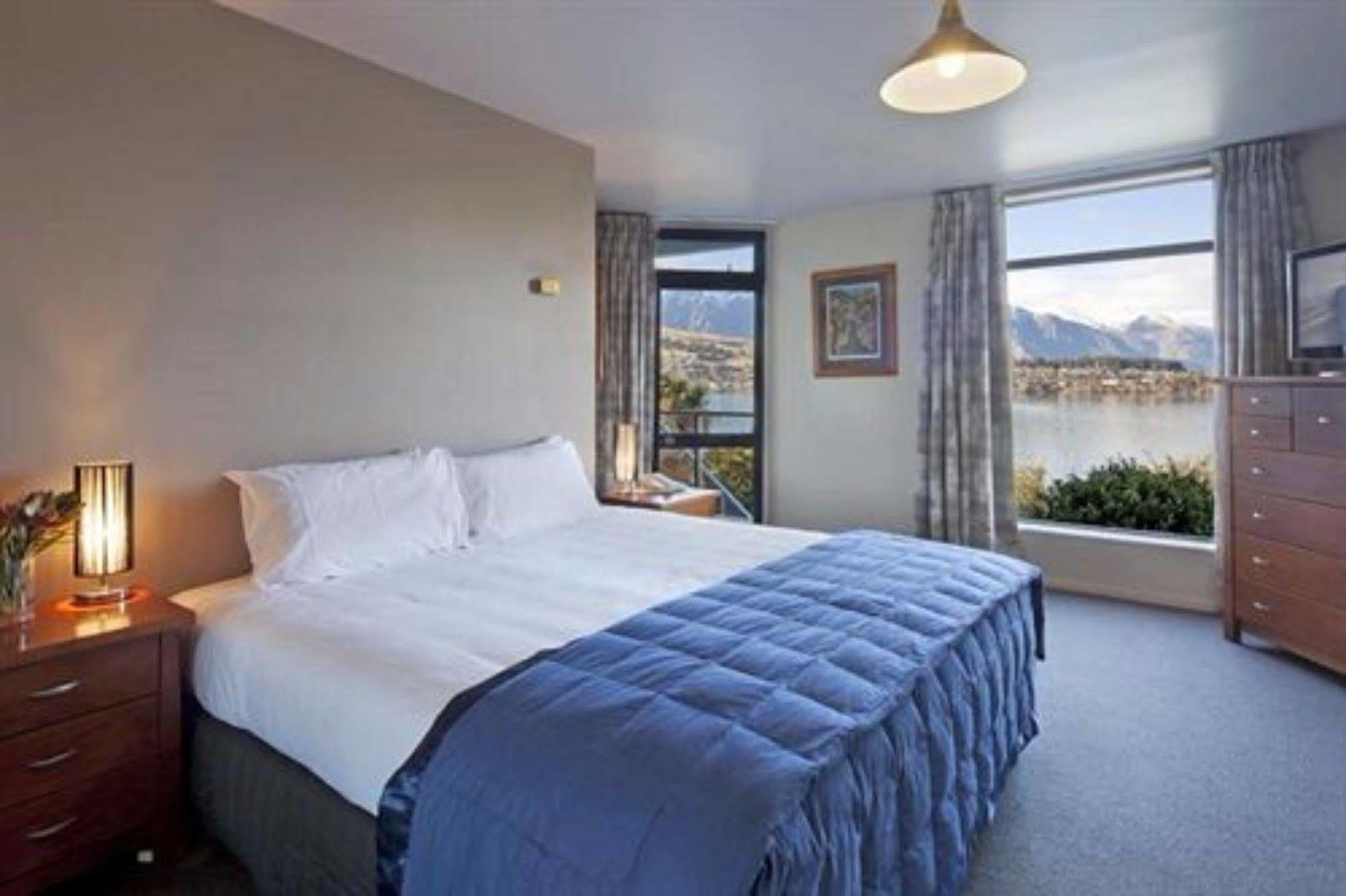 Apartments At Spinnaker Bay Queenstown Exterior photo