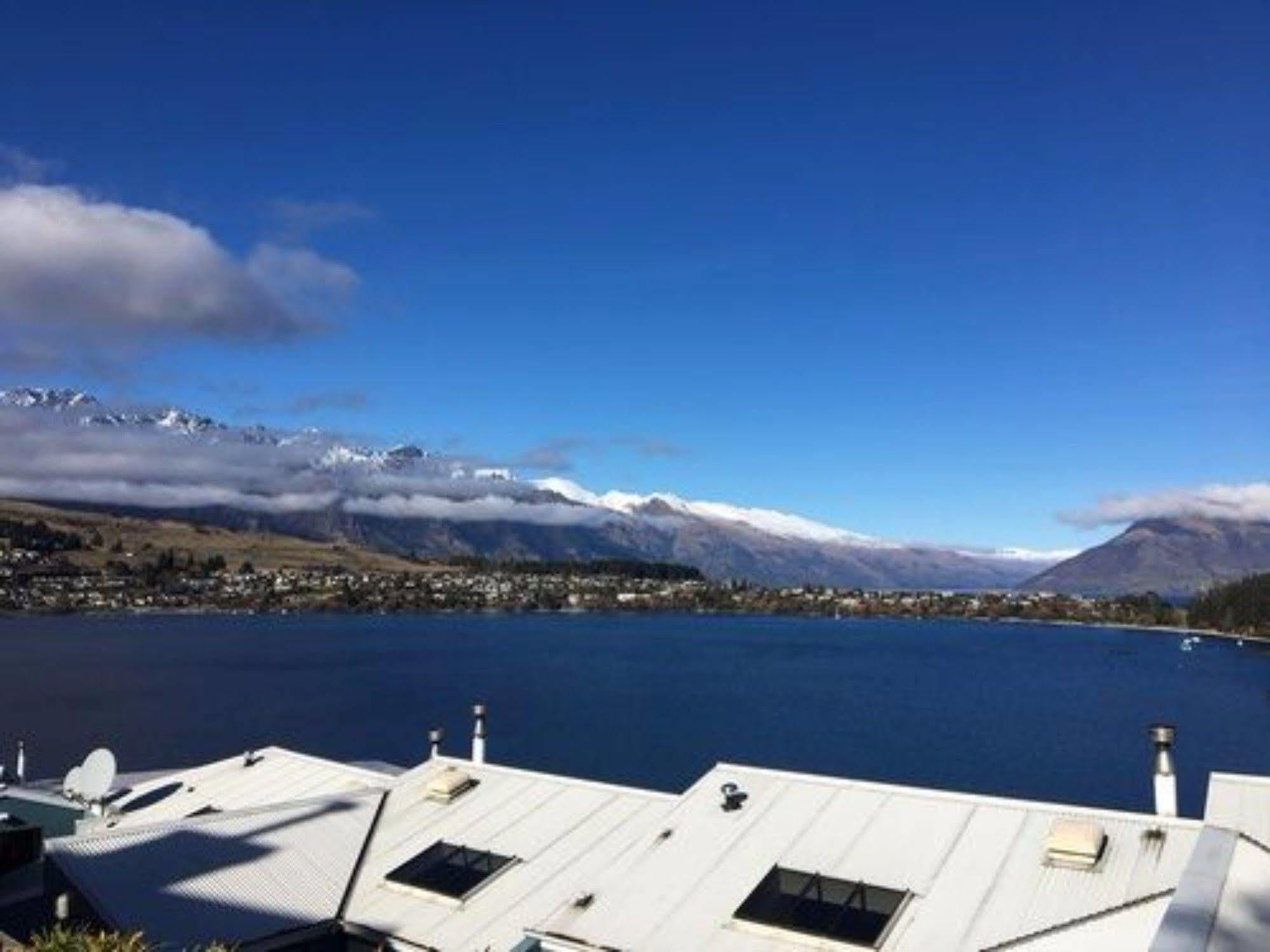 Apartments At Spinnaker Bay Queenstown Exterior photo