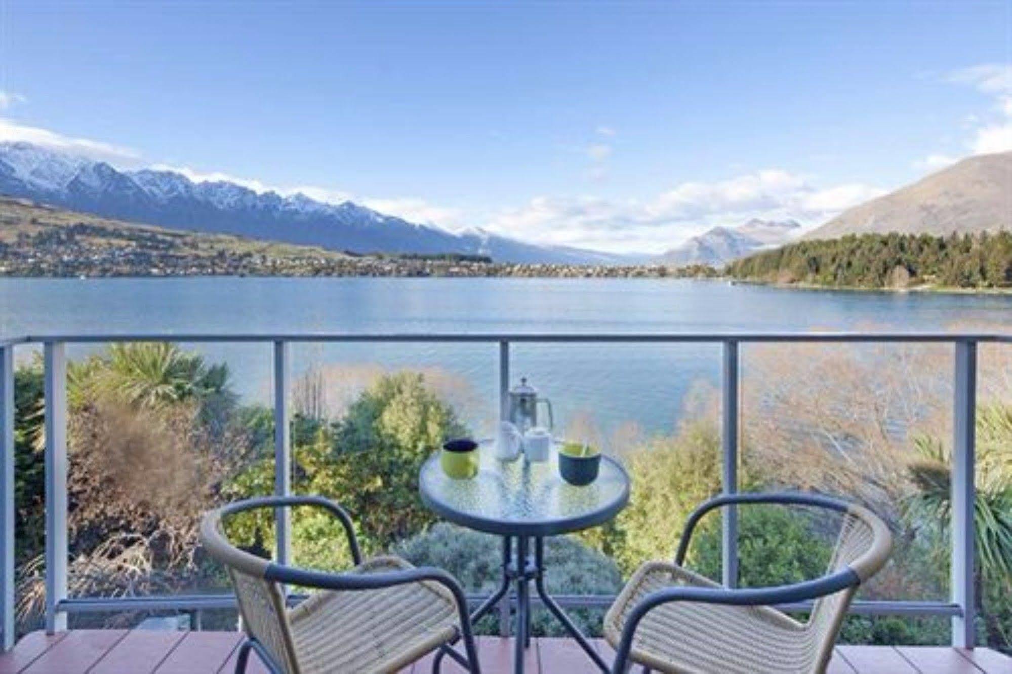 Apartments At Spinnaker Bay Queenstown Exterior photo
