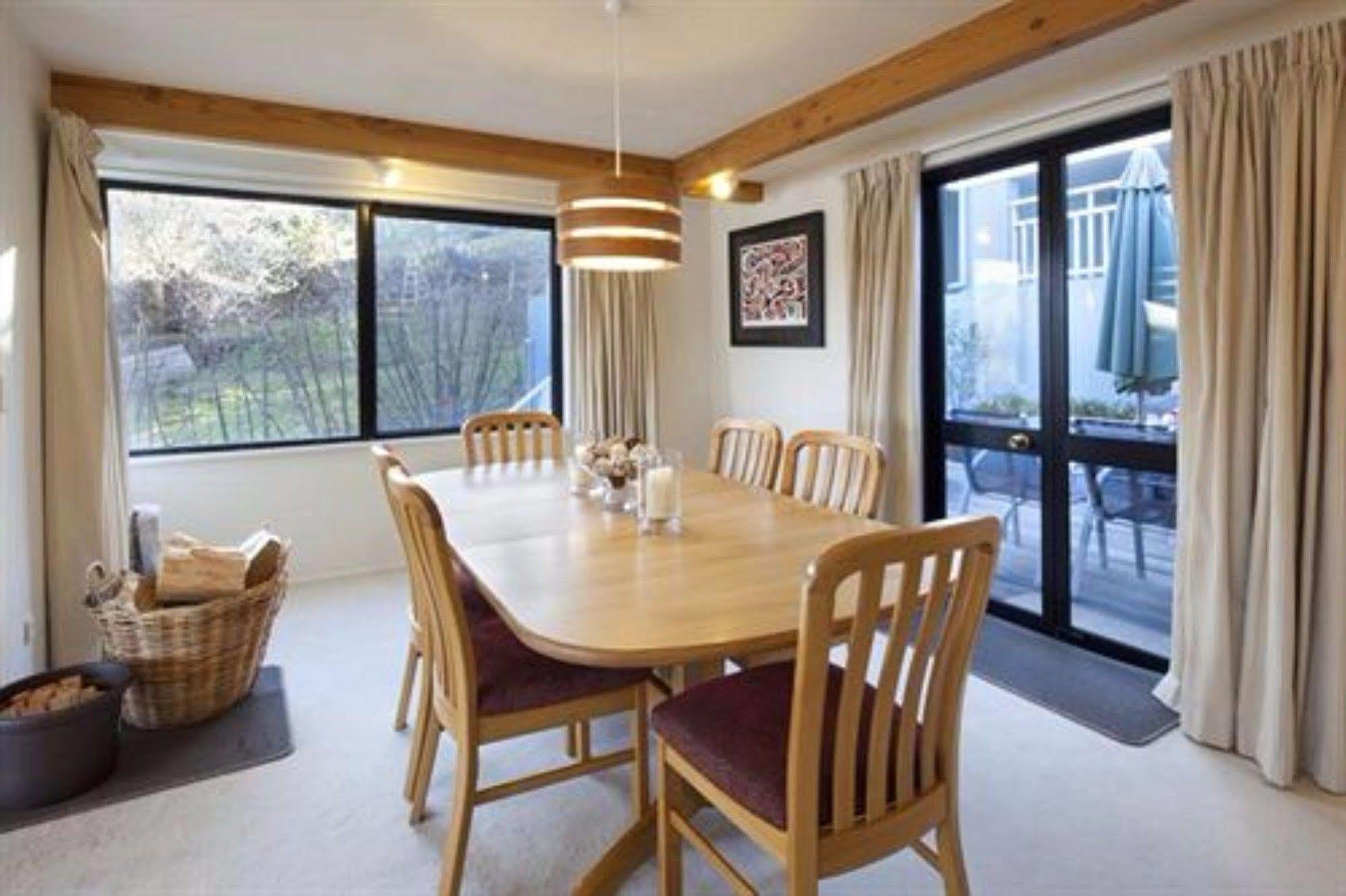 Apartments At Spinnaker Bay Queenstown Exterior photo