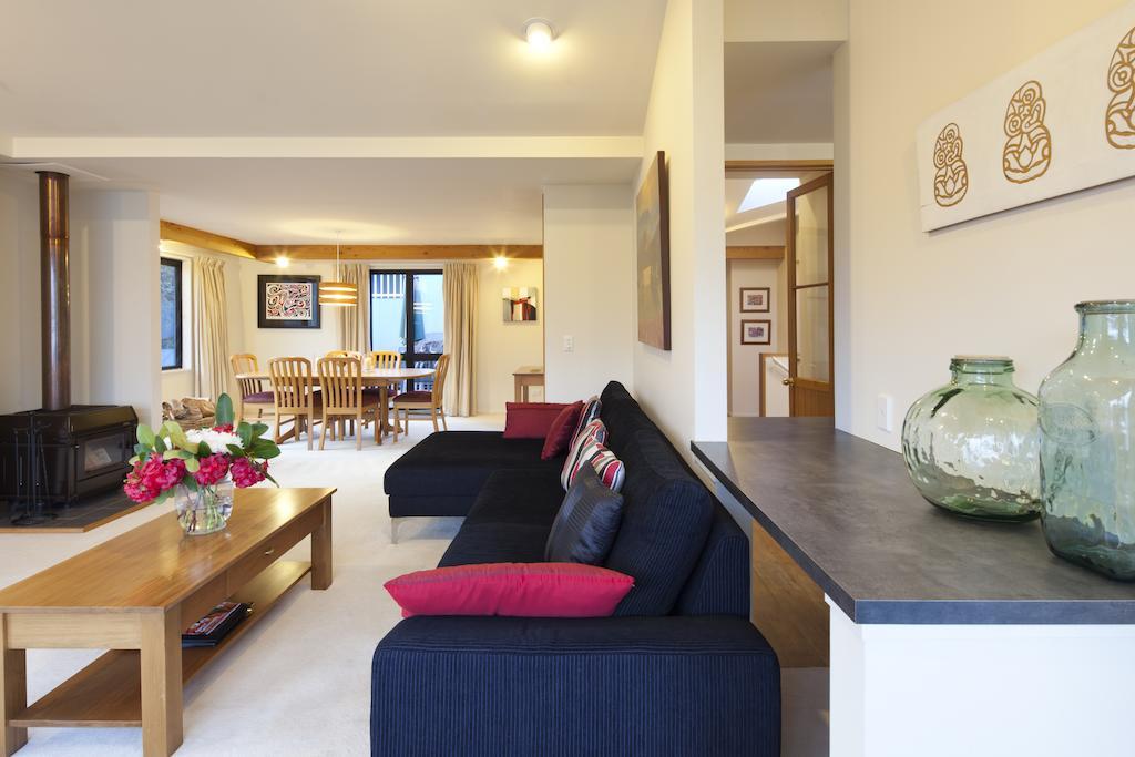 Apartments At Spinnaker Bay Queenstown Exterior photo