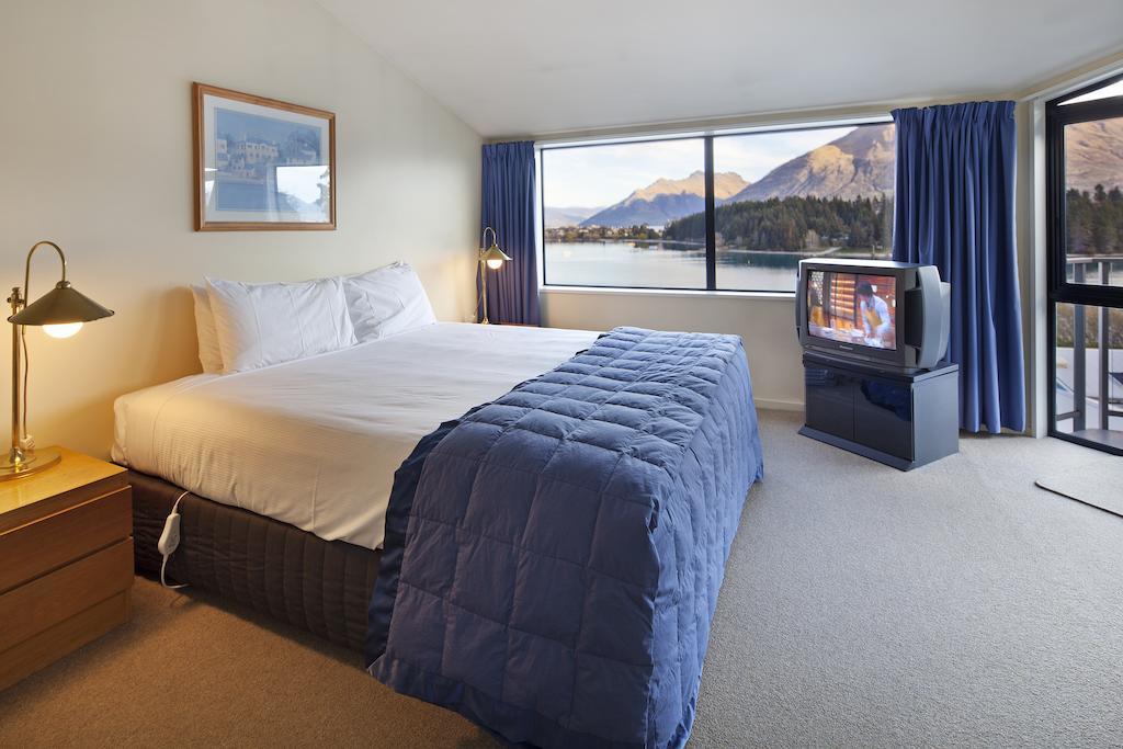 Apartments At Spinnaker Bay Queenstown Exterior photo